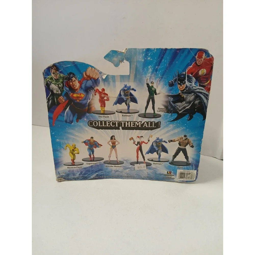 Monogram DC Comics 3 Pack Deluxe Figures Harley Quinn, Batman, Bane‎